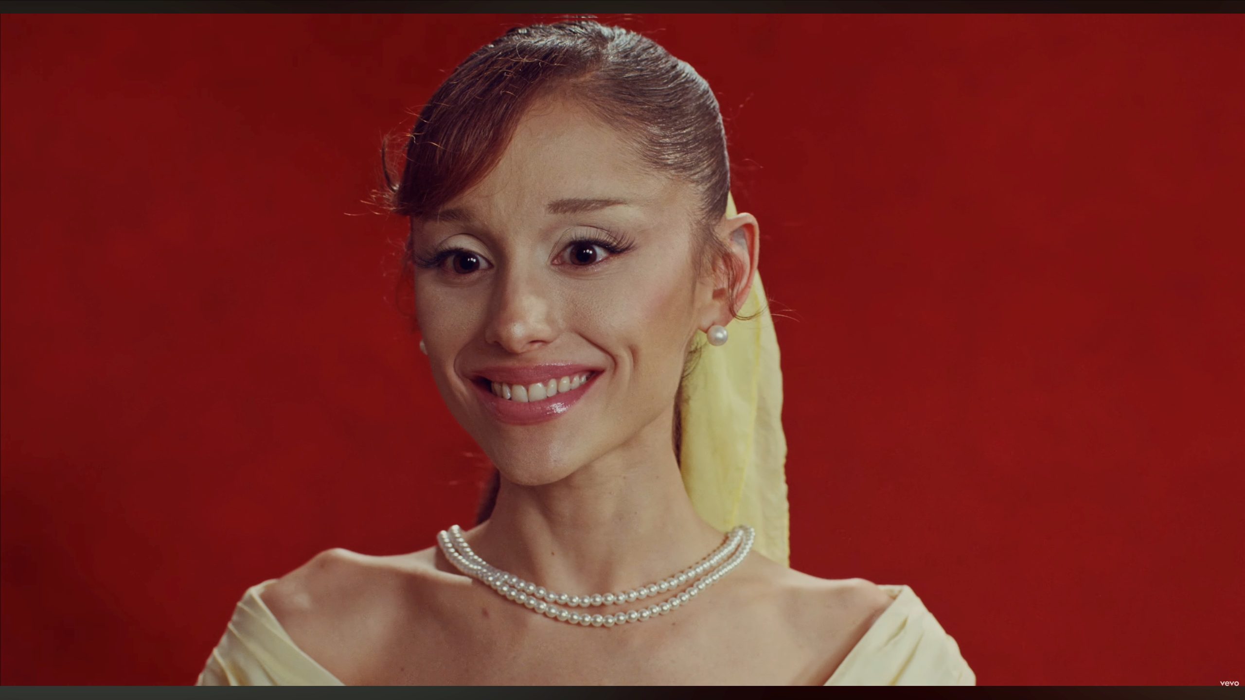 Ariana Grande annuncia una 